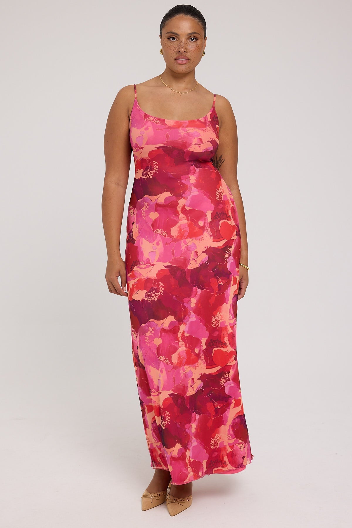 Perfect Stranger Romantic Times Recycled Mesh Midi Dress Red Print