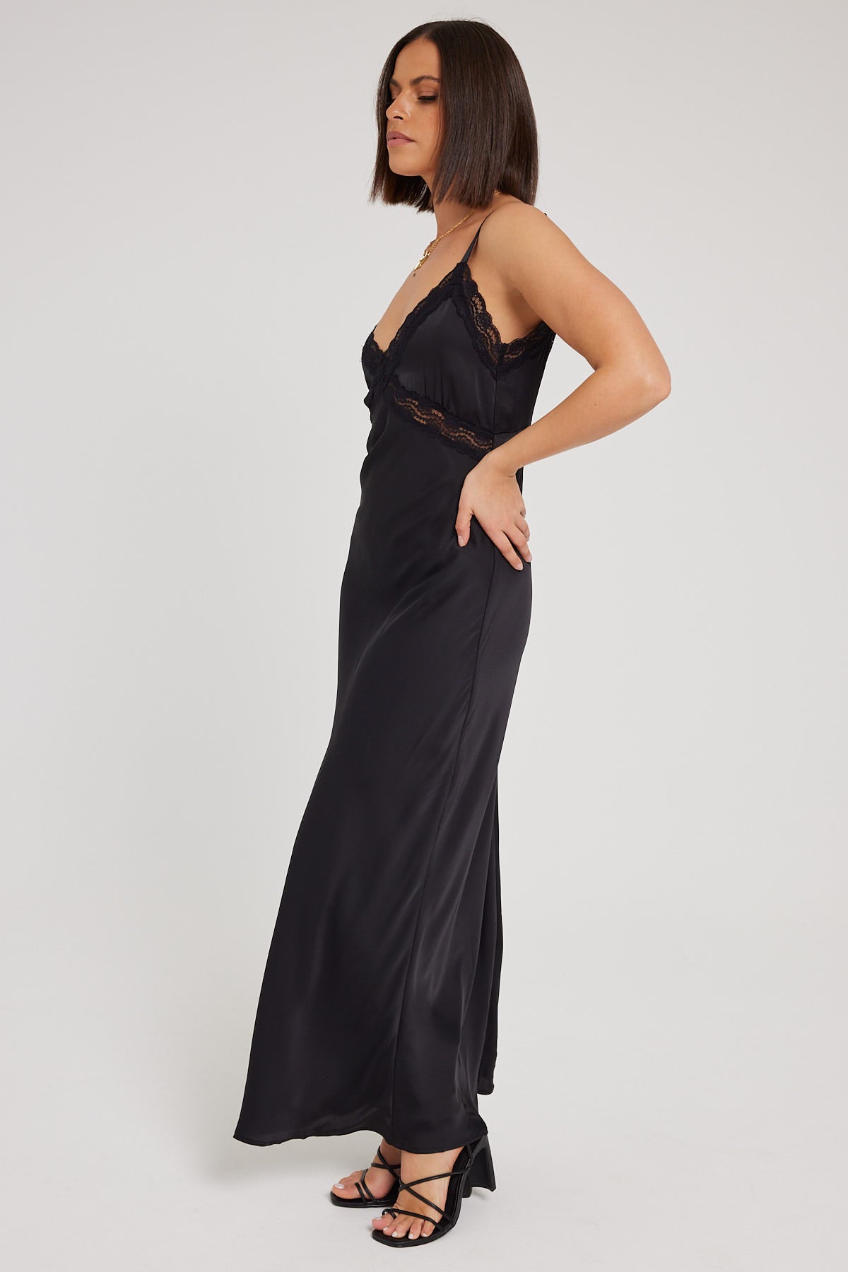 Perfect Stranger Lennie Lace Midi Dress Black