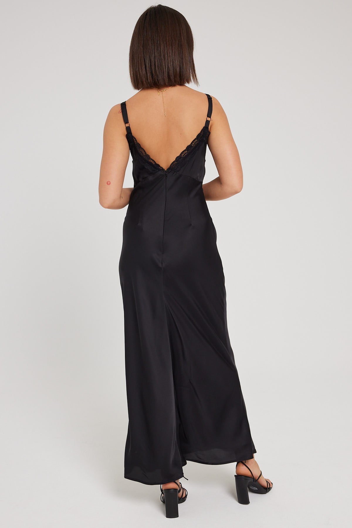 Perfect Stranger Lennie Lace Midi Dress Black