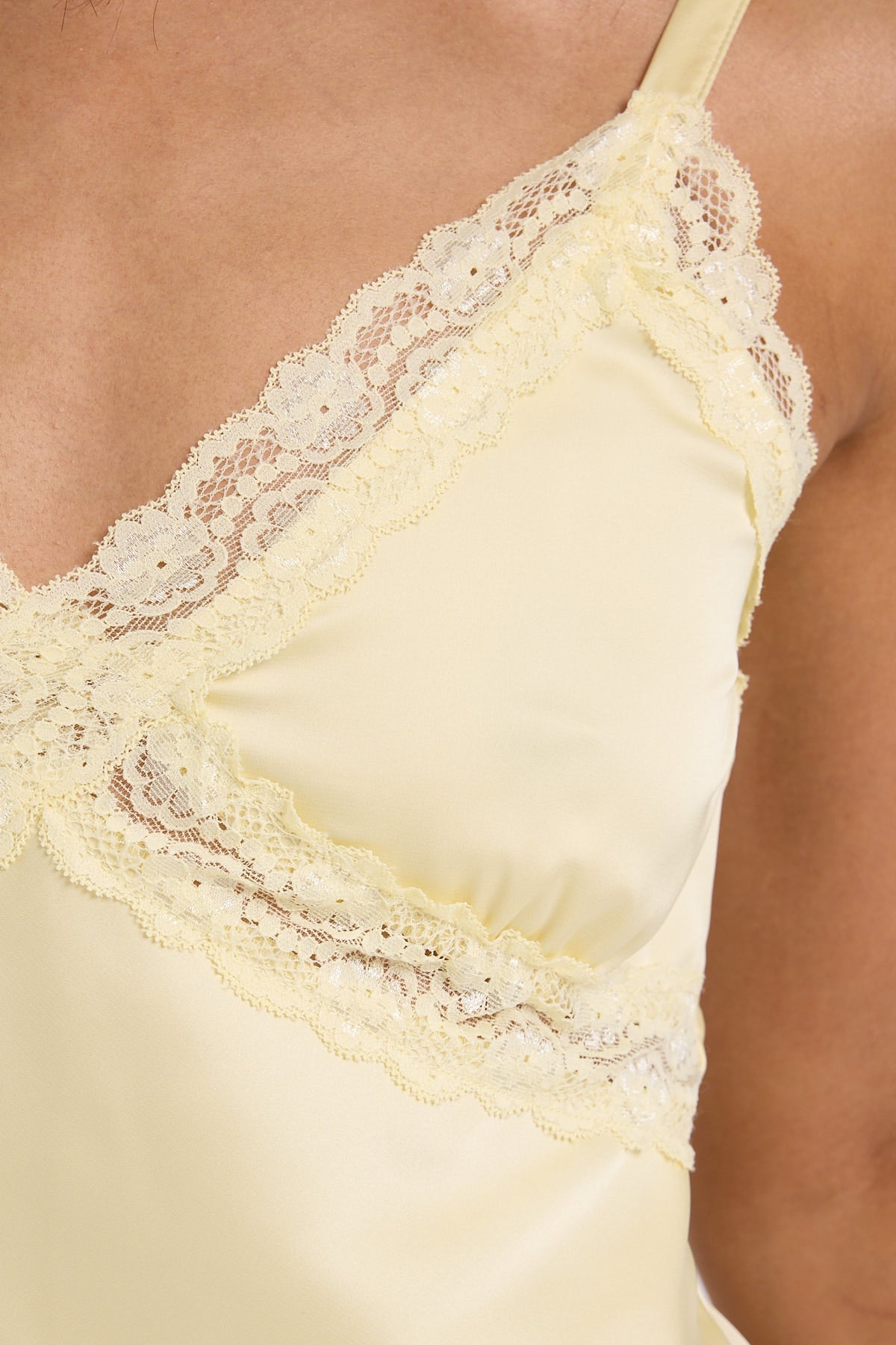 Perfect Stranger Lennie Lace Midi Dress Yellow