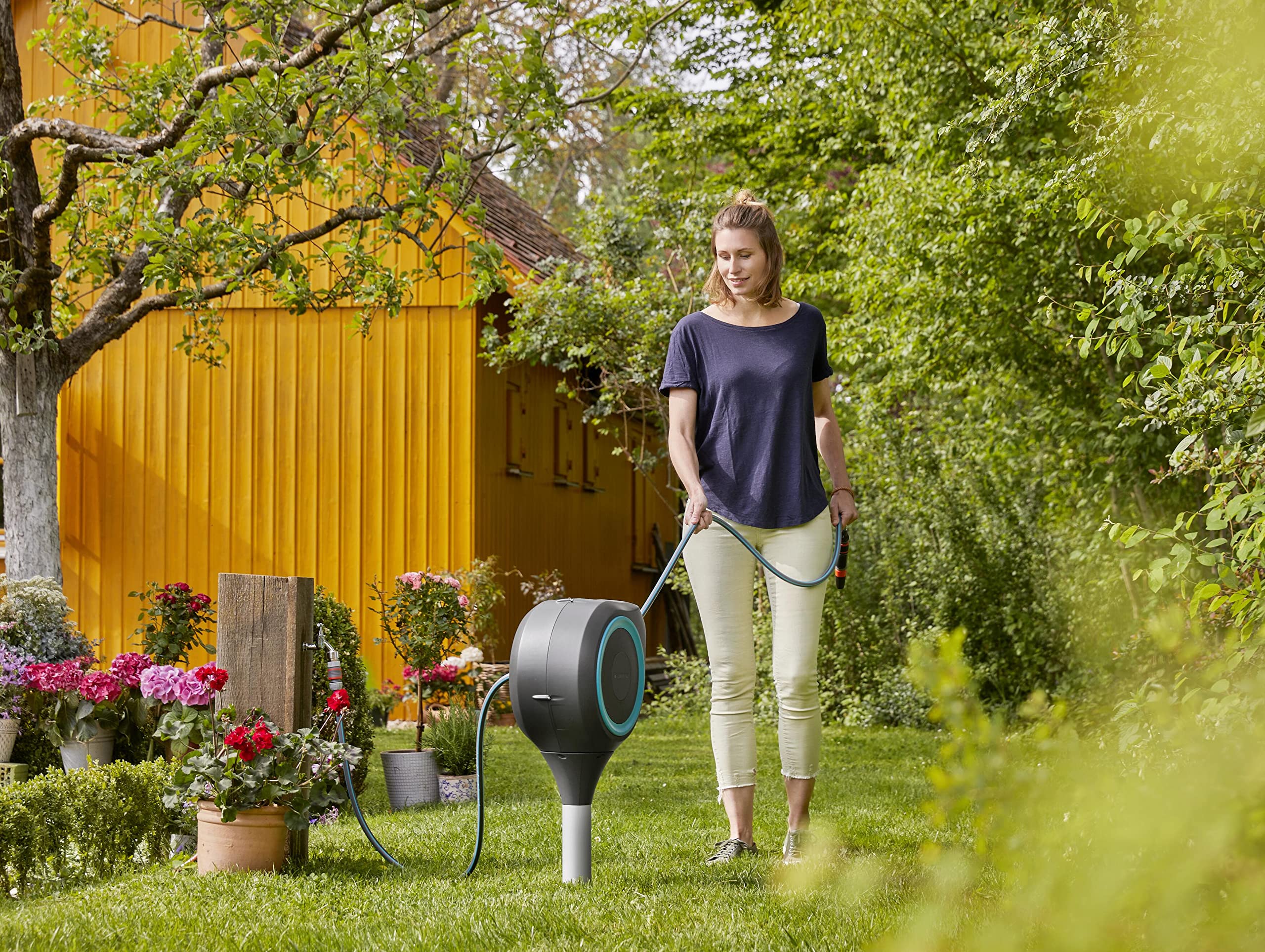 Automatic Retractable Garden Hose Reel on Metal Spike with 360° swivel